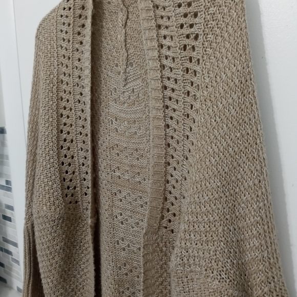 Charlotte Russe Beige Oversize slouchy Knit Sweater with 3/4 sleeves - Picture 3 of 13